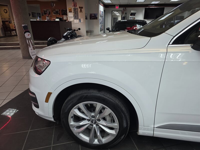 Used 2017 Audi Q7 3.0T Premium Plus w/ Premium Plus Package image 39