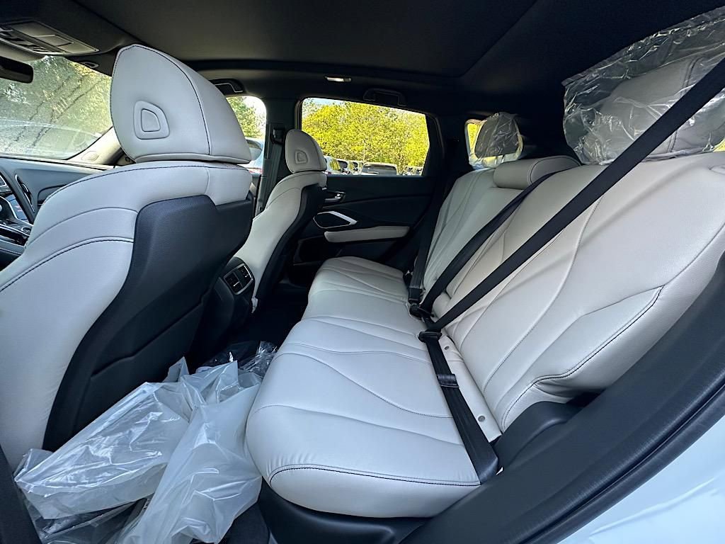 New 2025 Acura RDX SH-AWD image 11
