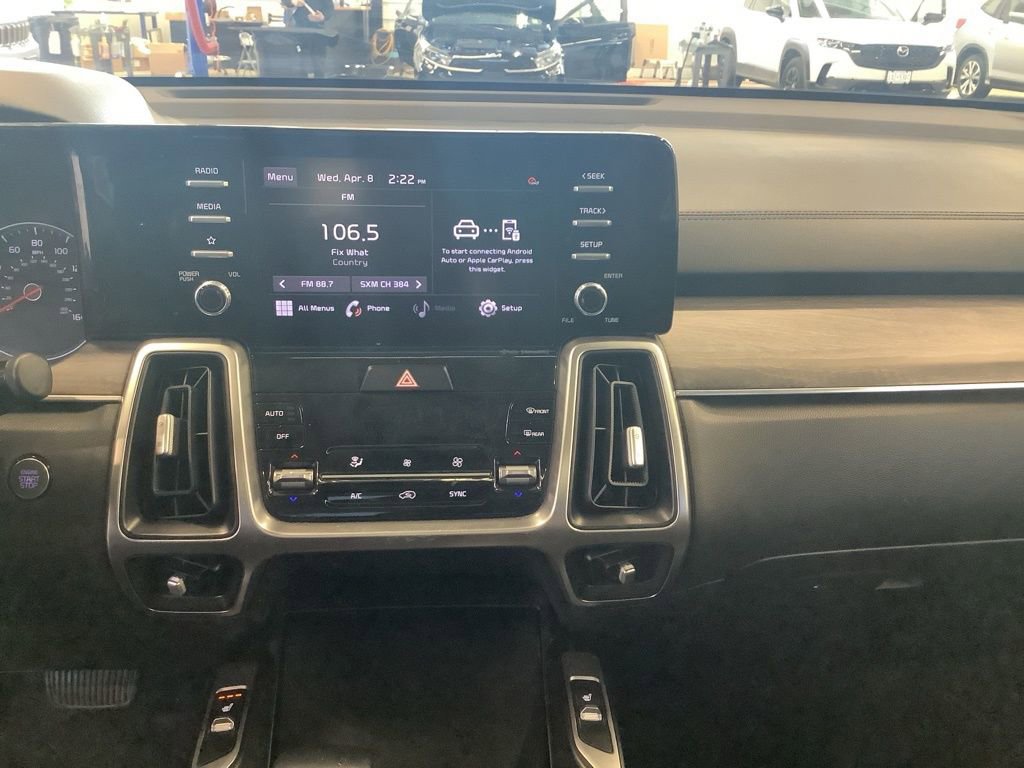 Certified 2021 Kia Sorento EX w/ Panoramic Sunroof Package image 9