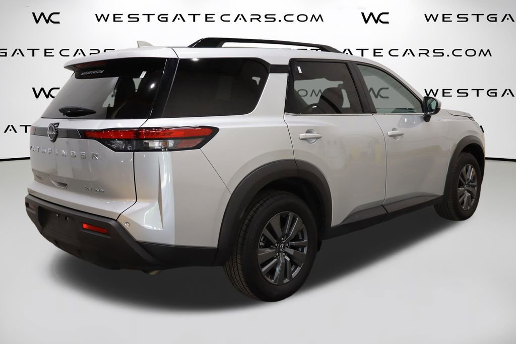 Used 2024 Nissan Pathfinder SV image 48