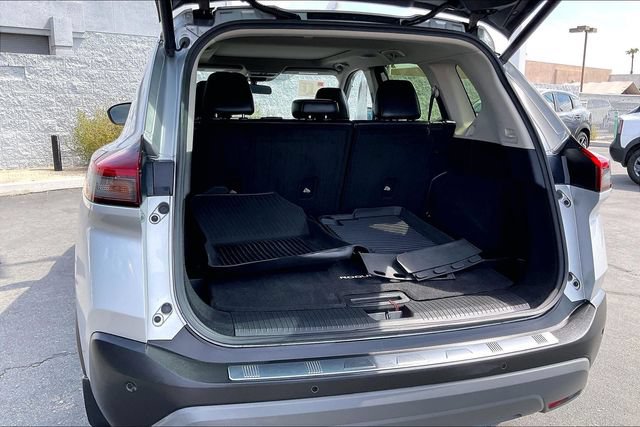 Certified 2023 Nissan Rogue SV w/ SV Premium B Package FWD image 34