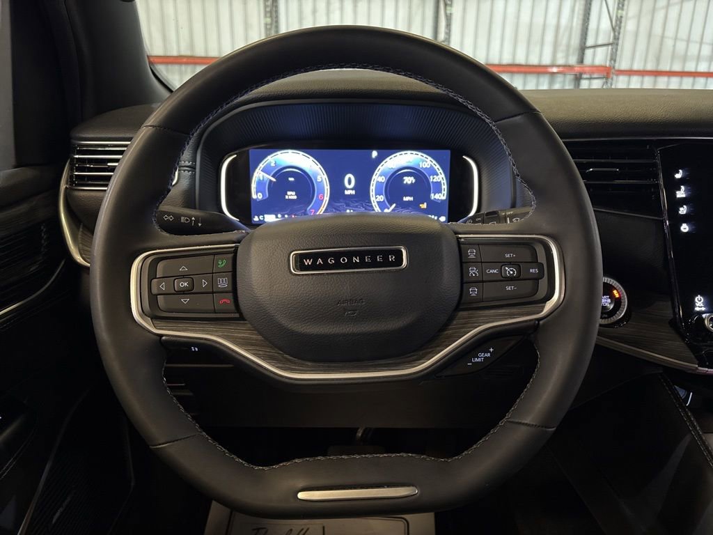 Used 2024 Jeep Wagoneer L Series III w/ Flexible Seating Group image 25
