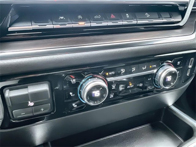 Certified 2022 GMC Sierra 1500 SLT w/ SLT Premium Package image 19