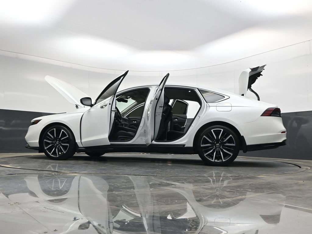 Used 2023 Honda Accord Touring image 40