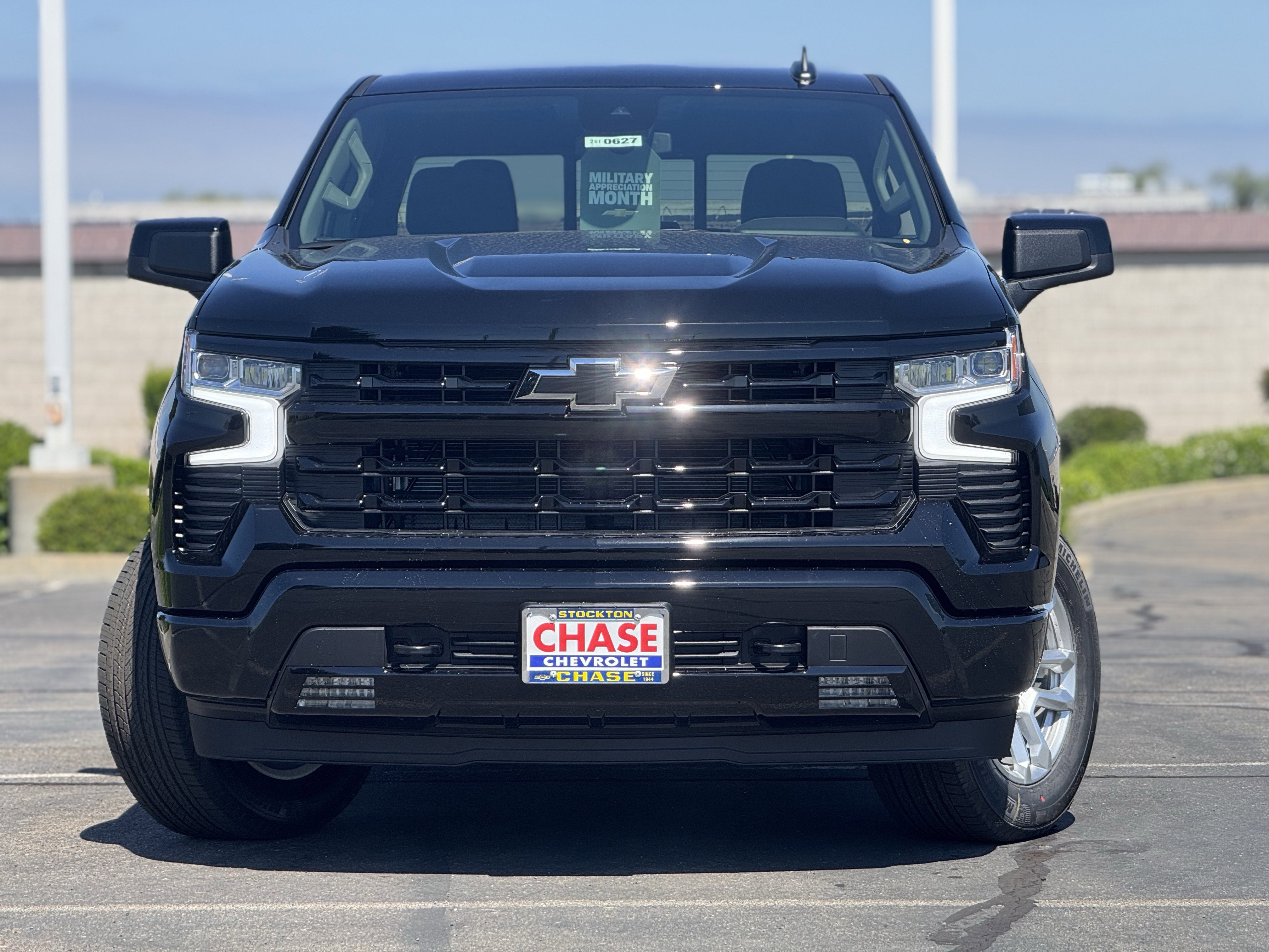 New 2026 Chevrolet Silverado 1500 RST w/ Convenience Package II AWD/4WD image 2