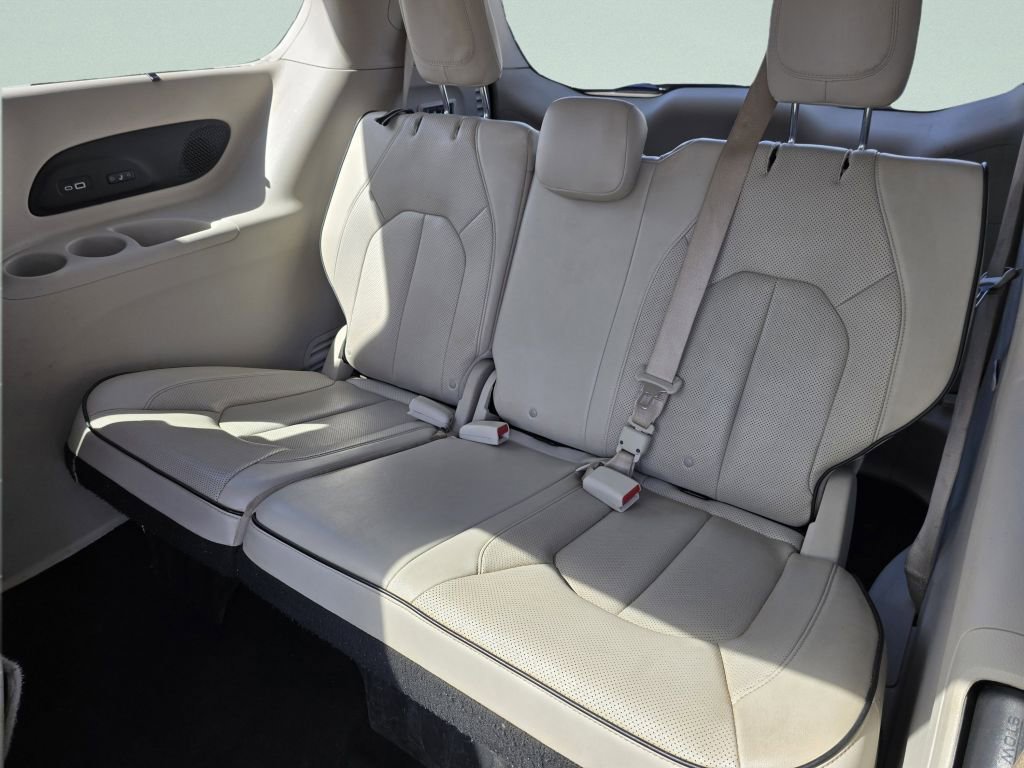 Used 2021 Chrysler Pacifica Limited w/ Premium & Safety Sphere Group AWD/4WD image 30