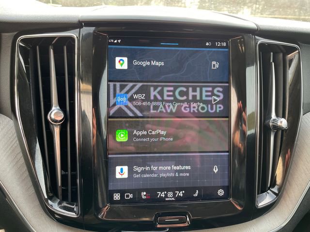 Used 2025 Volvo XC60 B5 Plus image 34