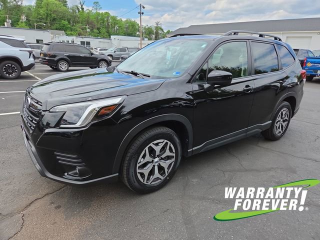Used 2024 Subaru Forester Premium AWD/4WD image 3