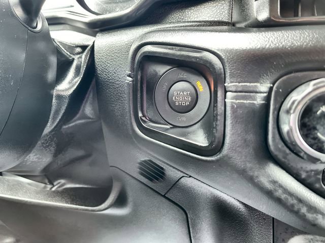 Used 2025 Jeep Wrangler Unlimited Sahara image 17