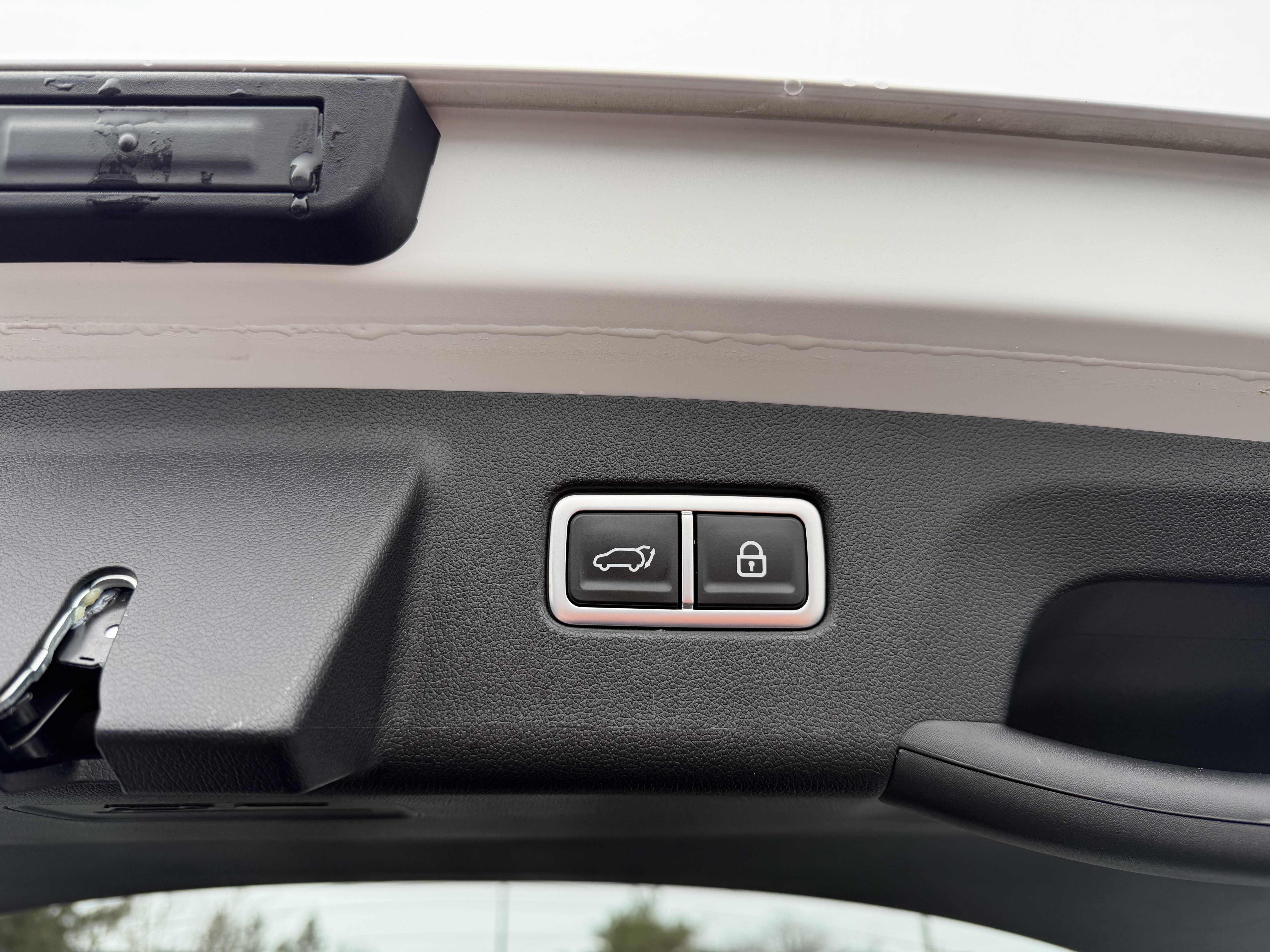 Used 2023 Kia Sorento SX Prestige image 32