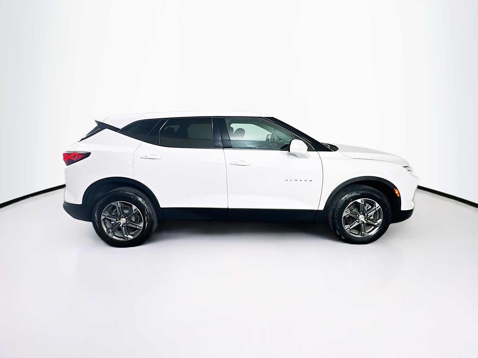 Used 2024 Chevrolet Blazer LT image 10