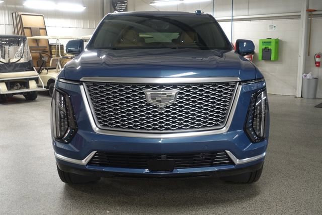 New 2026 Cadillac Escalade ESV Luxury w/ LPO, Radiant Package image 2