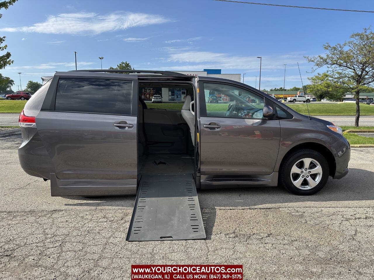 Used 2013 Toyota Sienna LE