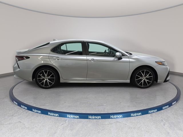 Certified 2023 Toyota Camry SE image 4
