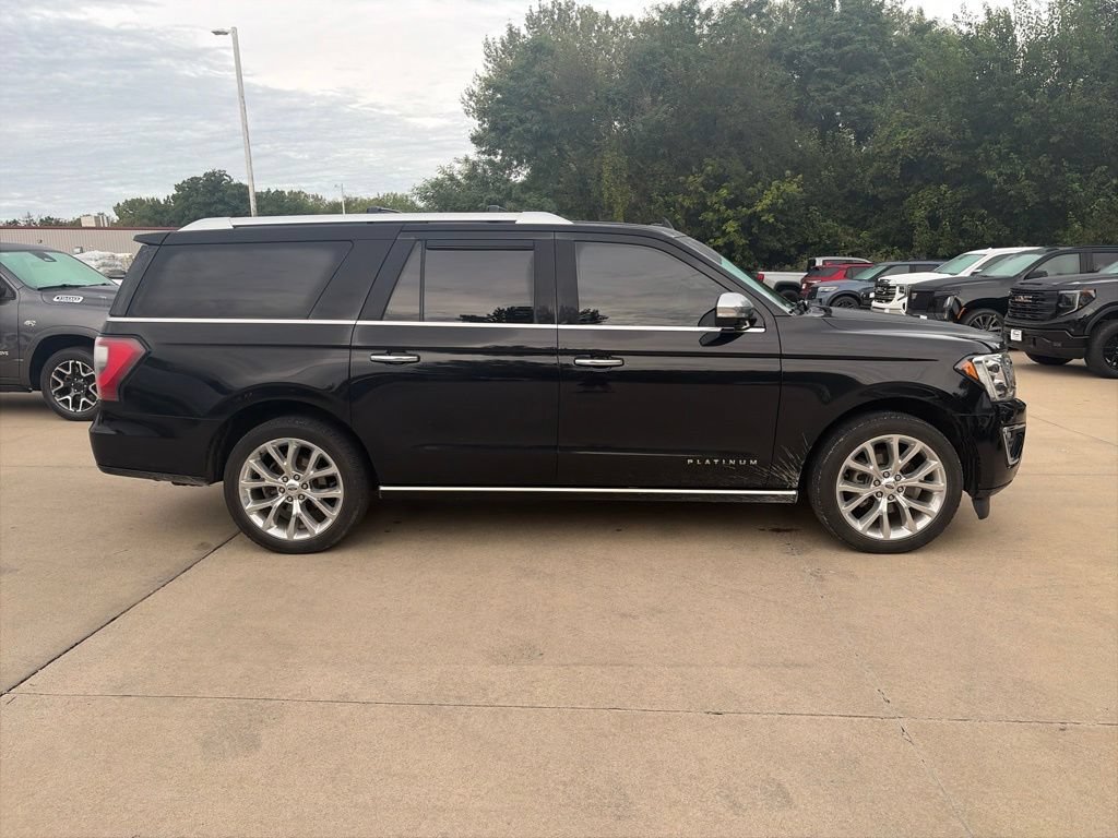 Used 2018 Ford Expedition Max Platinum AWD/4WD image 5