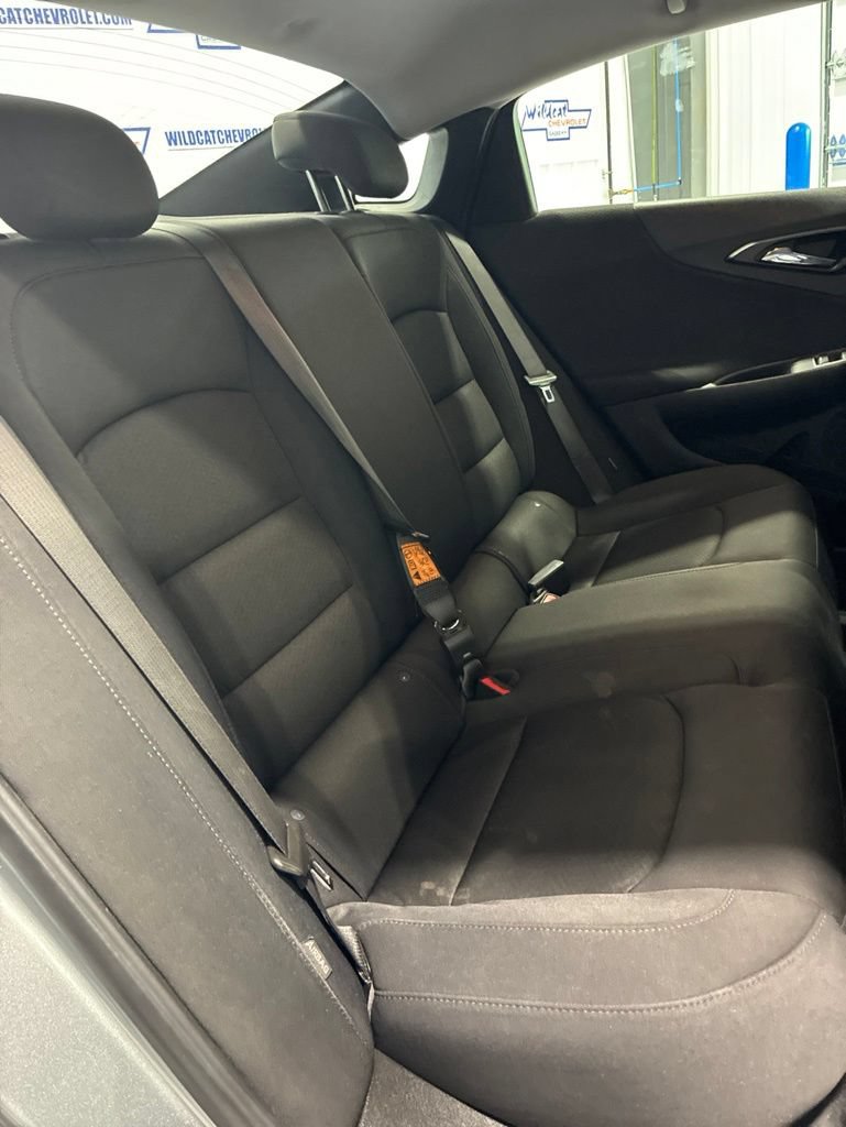 Used 2023 Chevrolet Malibu LS FWD image 28