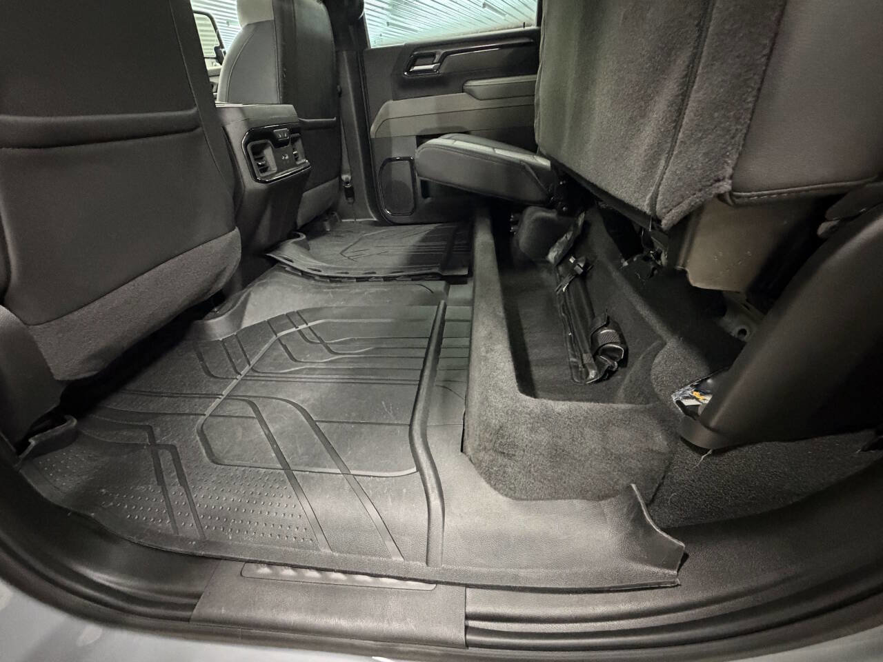 Used 2025 Chevrolet Silverado 2500 ZR2 w/ Technology Package image 55