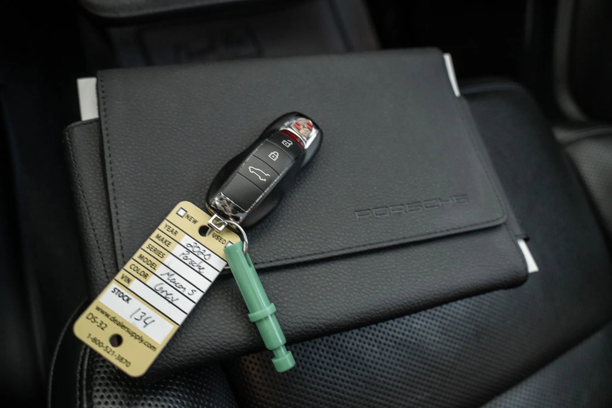 Used 2020 Porsche Macan S image 40