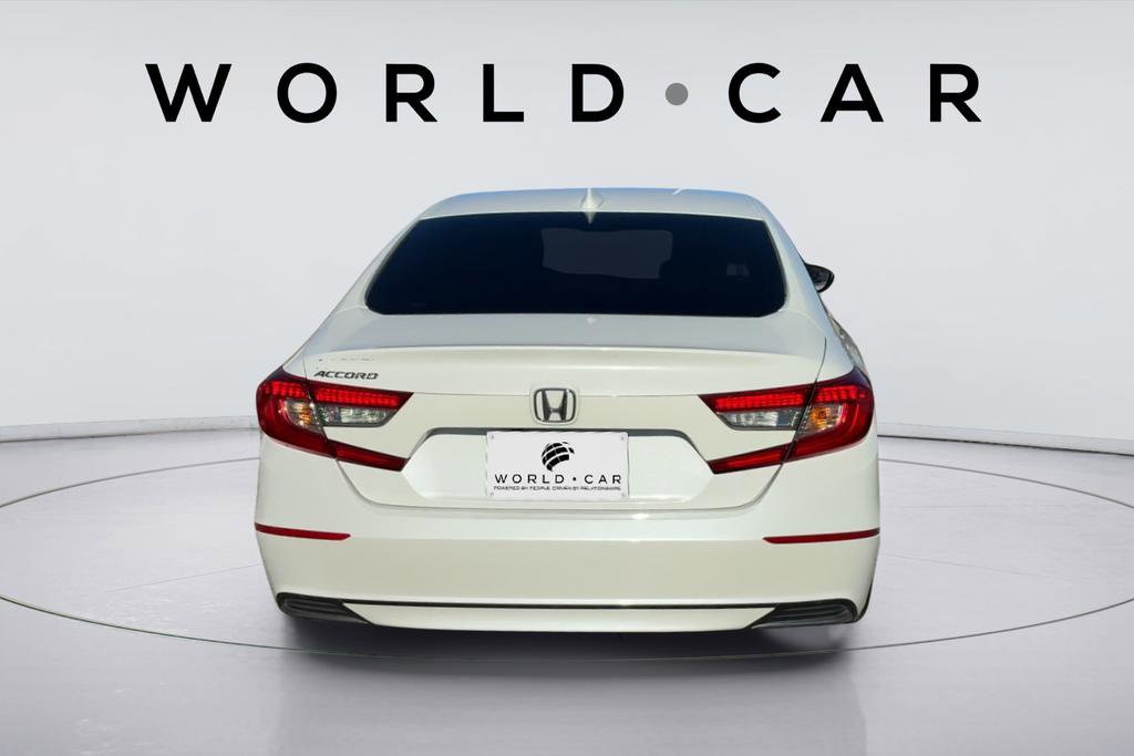 Used 2018 Honda Accord EX image 6