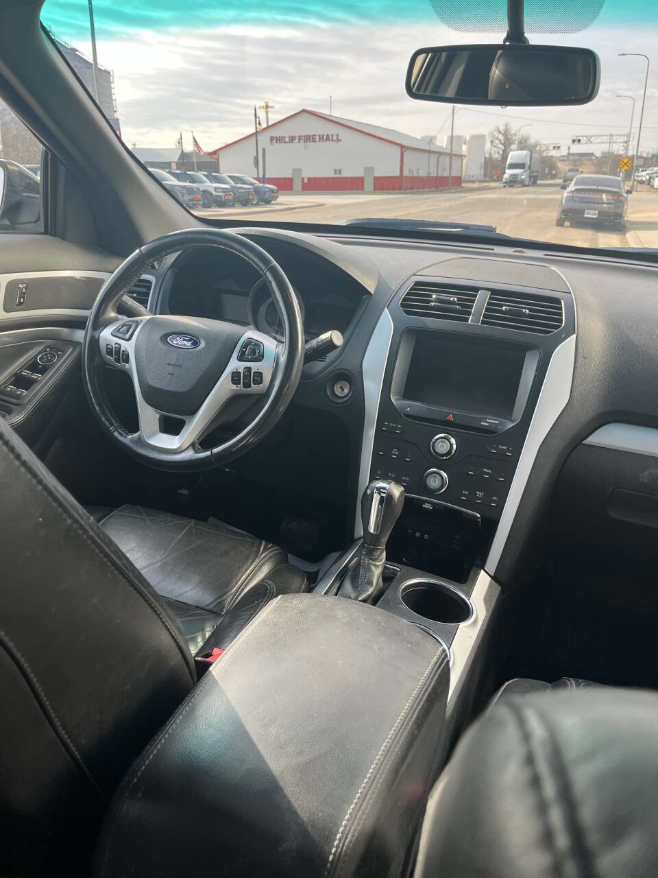 Used 2013 Ford Explorer XLT image 9