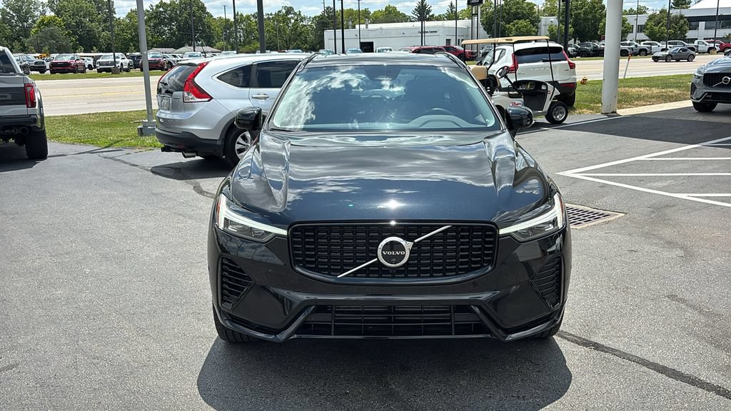 Certified 2025 Volvo XC60 T8 Plus w/ Protection Package Premier AWD/4WD image 5