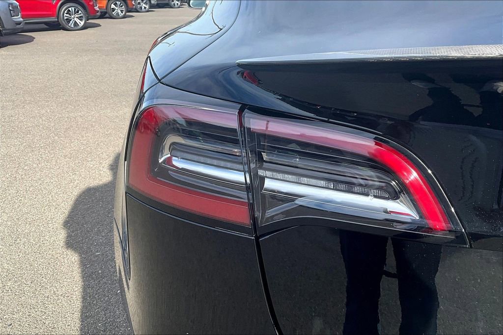 Used 2020 Tesla Model 3 Performance image 29