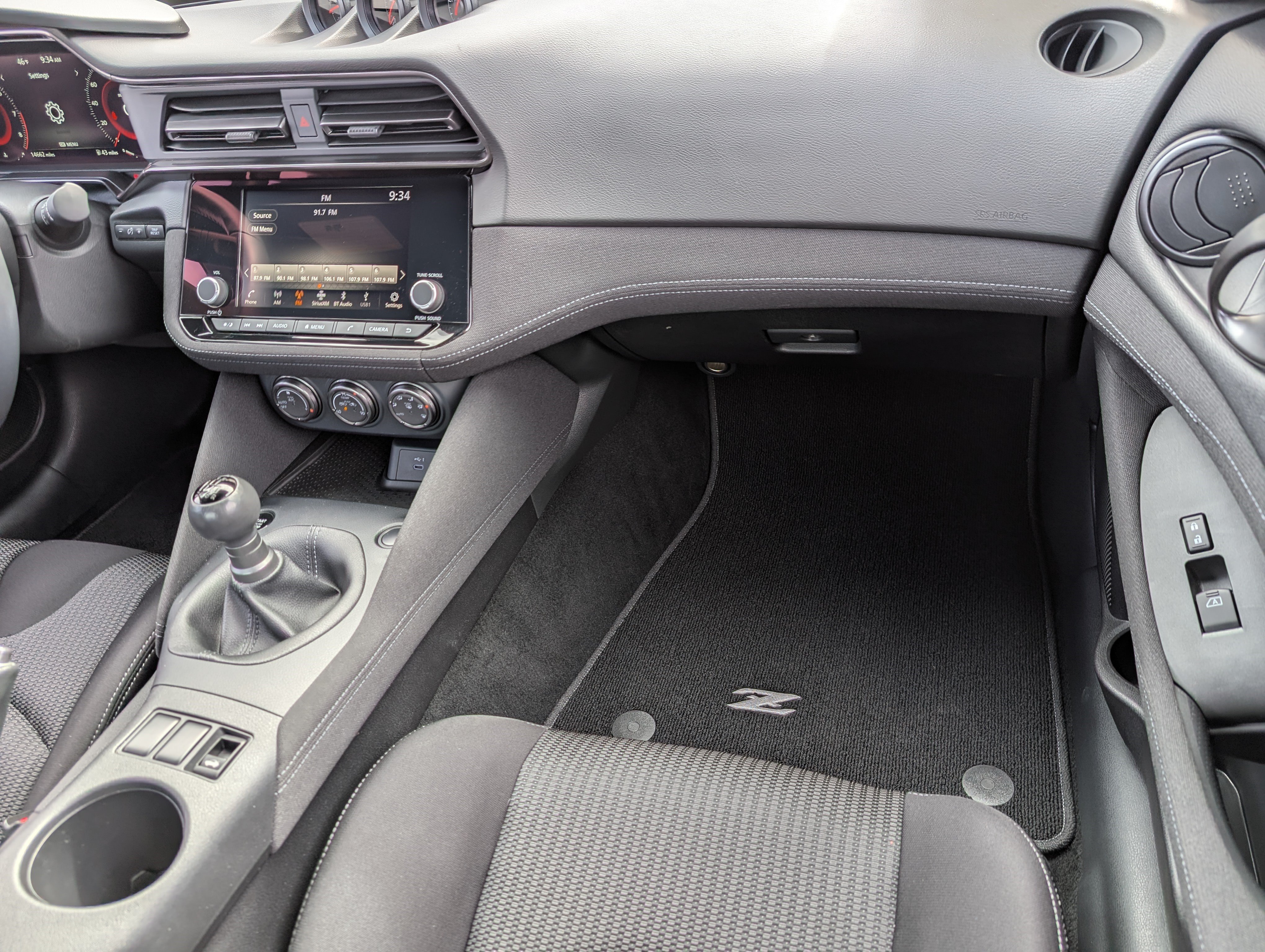 Used 2024 Nissan Z Performance w/ Floor Mat Package RWD image 21