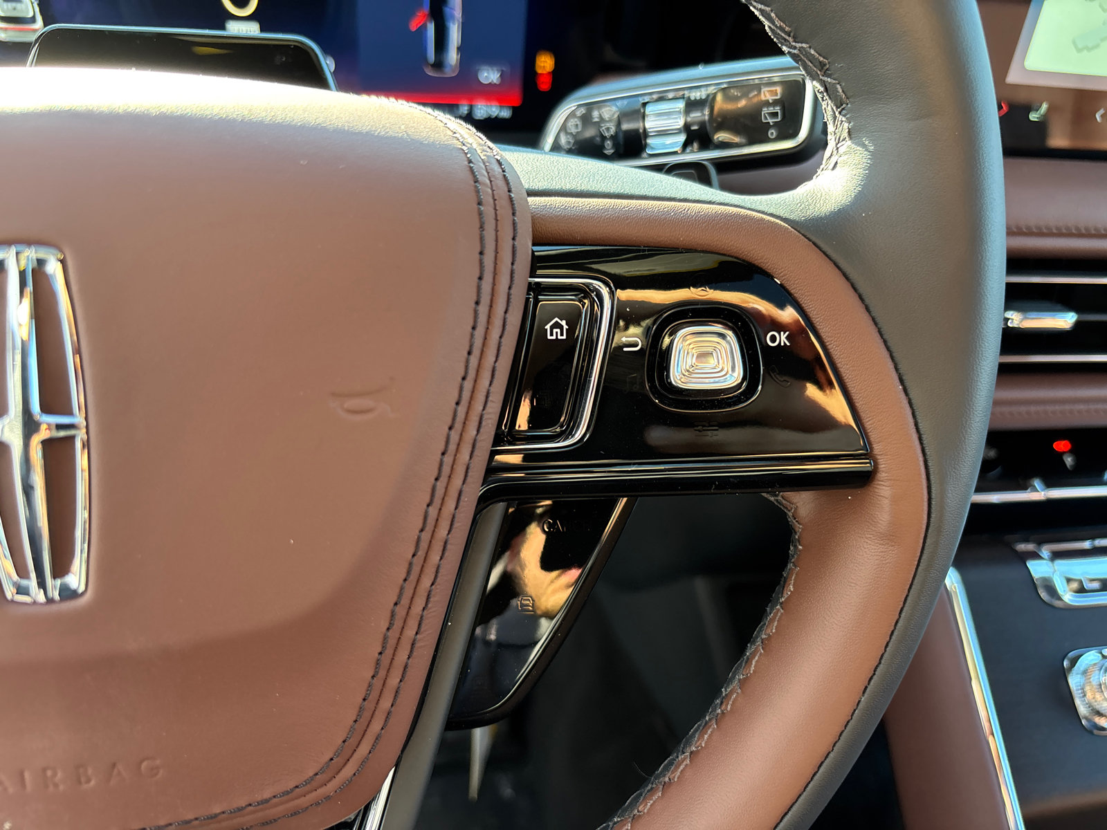 New 2027 Lincoln Aviator Reserve AWD/4WD image 18