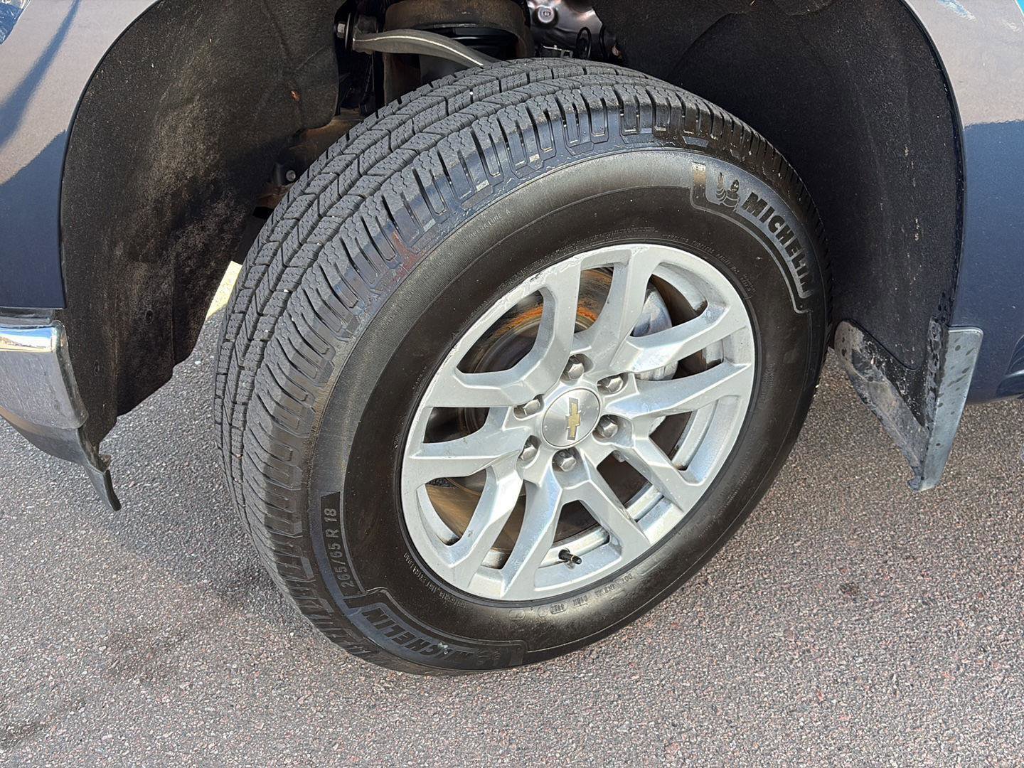 Used 2021 Chevrolet Silverado 1500 LT image 9