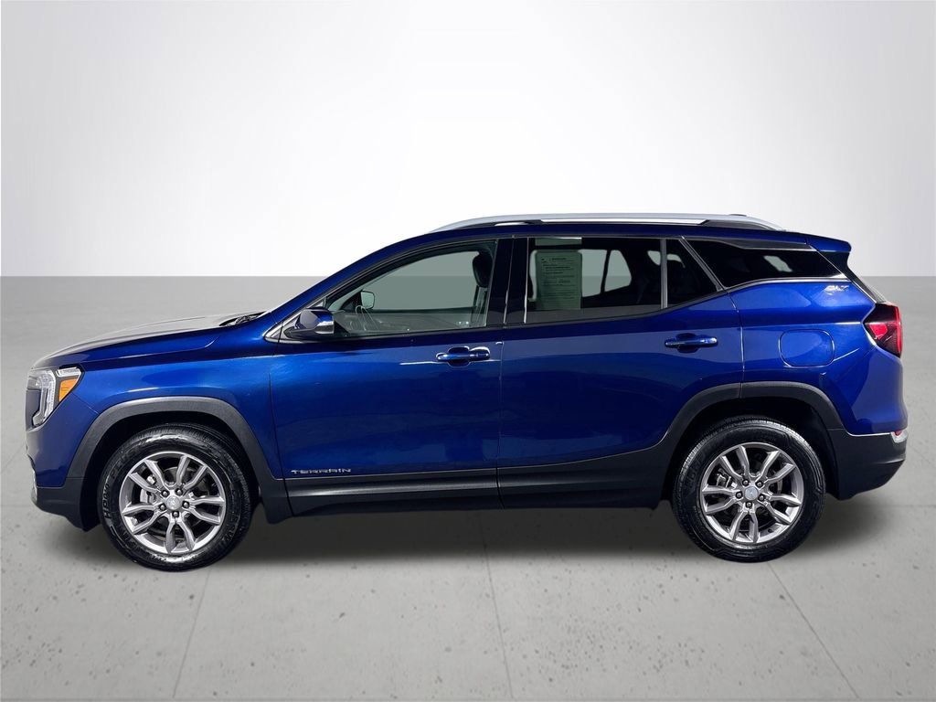 Used 2023 GMC Terrain SLT image 9