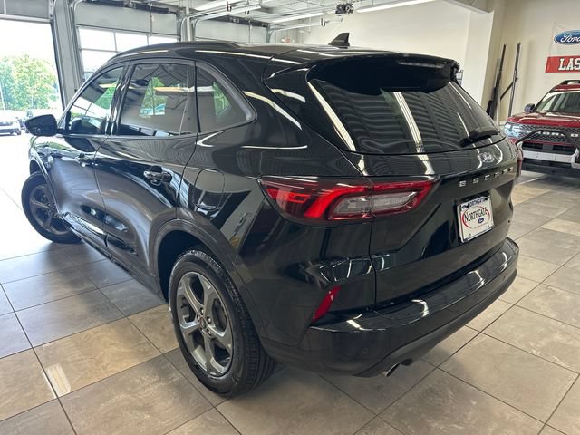 Used 2024 Ford Escape ST-Line w/ Tech Pack #1 AWD/4WD image 14