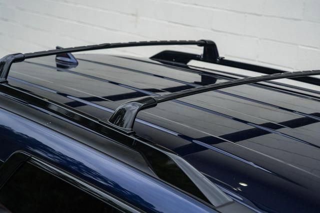 Used 2024 Nissan Pathfinder SV image 19