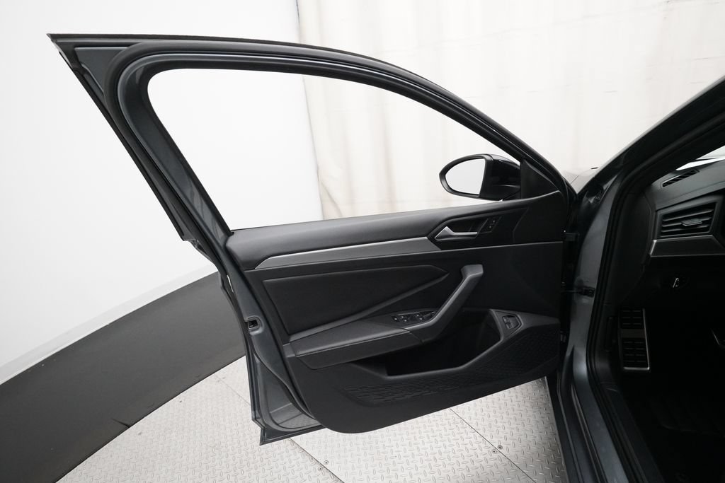 Used 2024 Volkswagen Jetta Sport FWD image 26