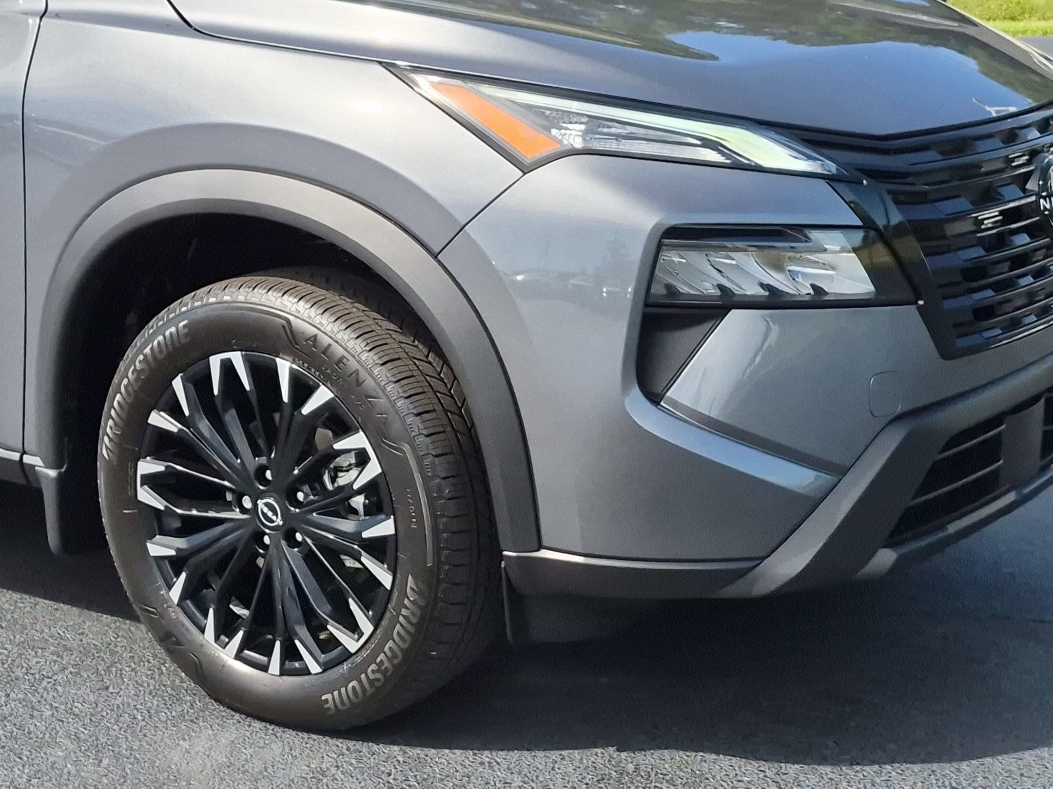 New 2026 Nissan Rogue Dark Armor FWD image 9