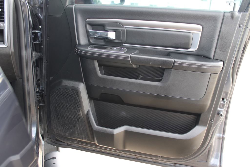 Used 2021 RAM 1500 Classic Warlock AWD/4WD image 42