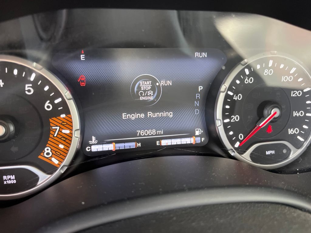Used 2021 Jeep Renegade Trailhawk w/ Trailer Tow Group AWD/4WD image 5