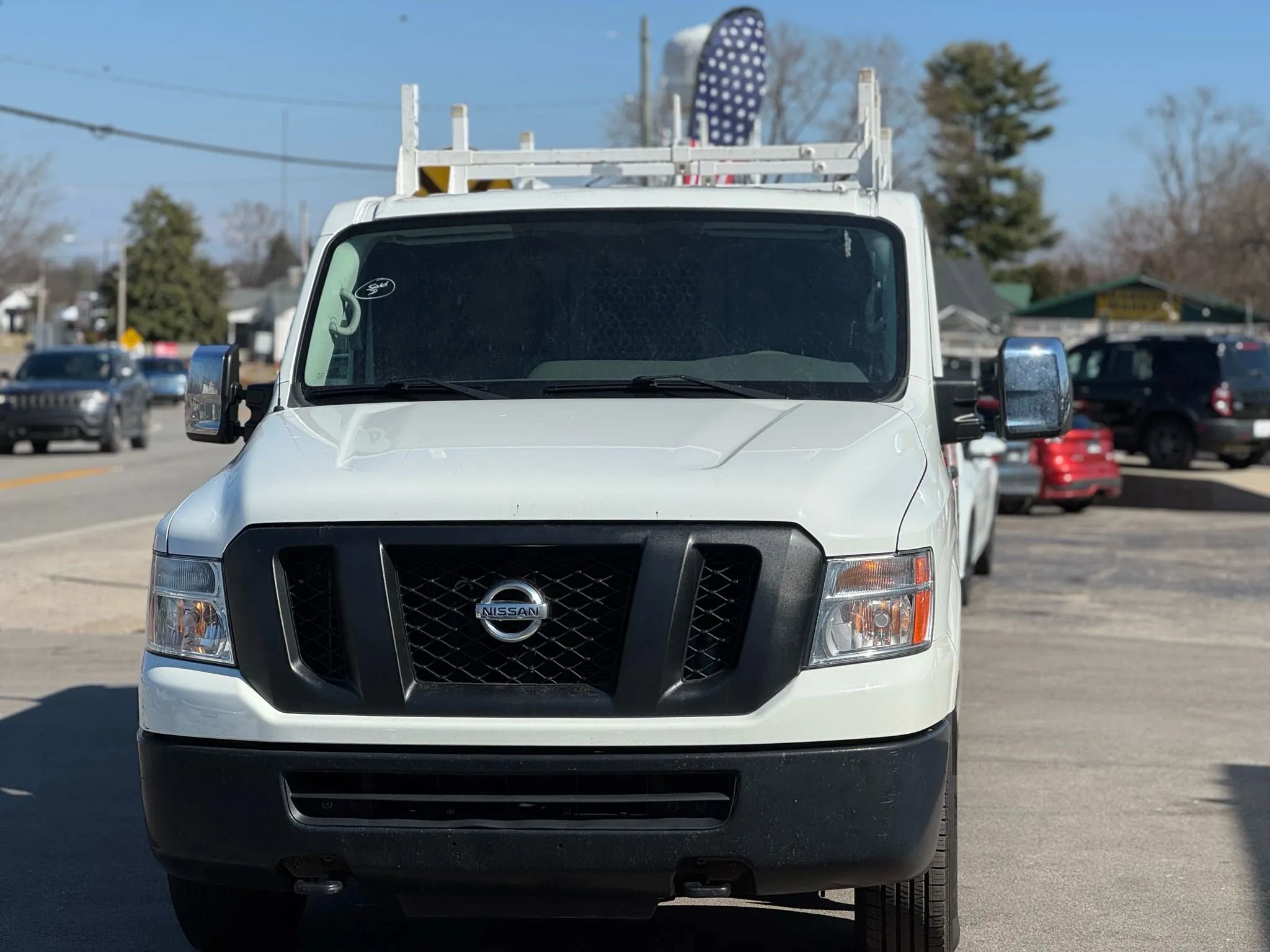 Used 2020 Nissan NV 2500 SV w/ Navigation Package image 2