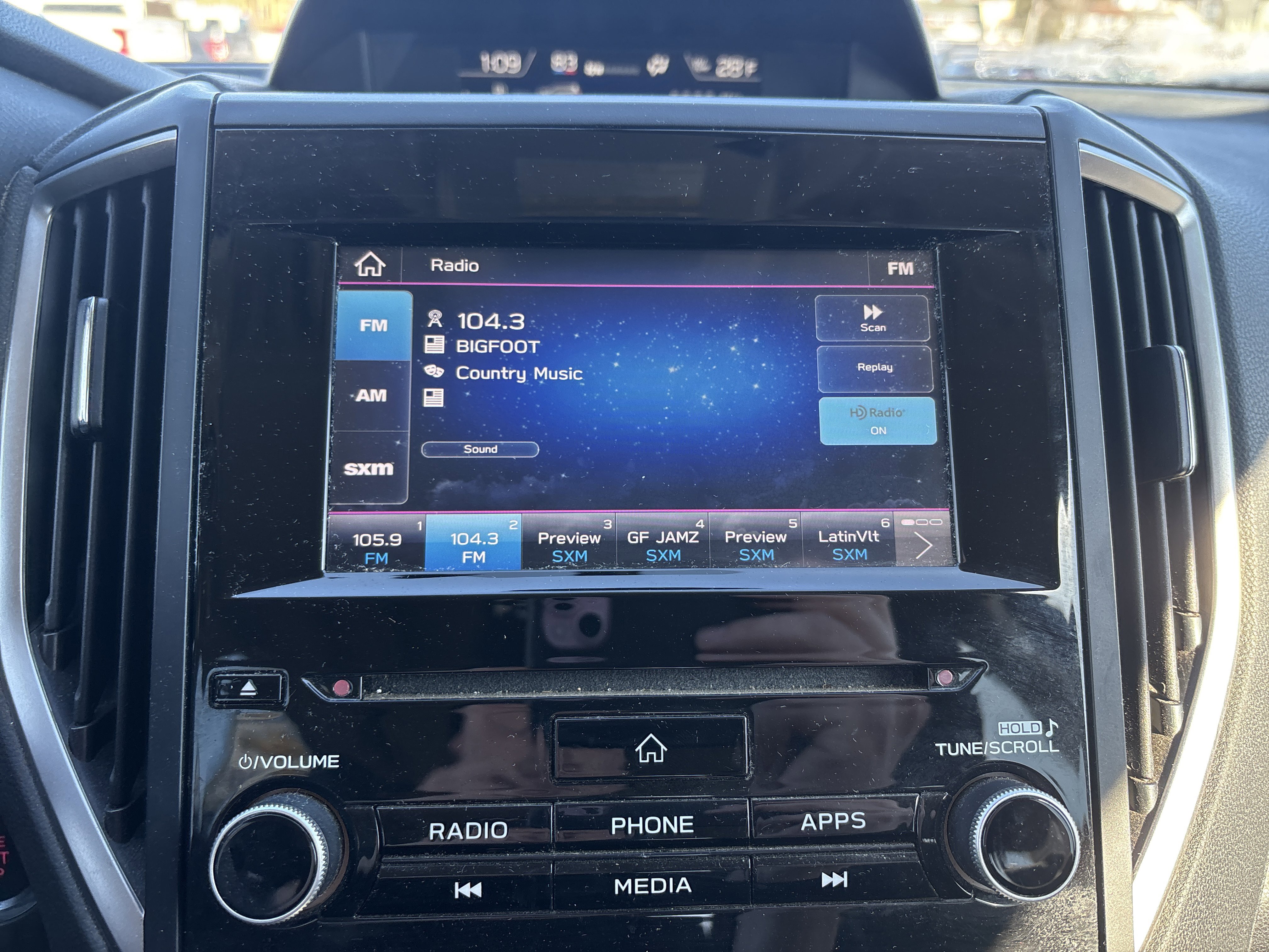 Used 2020 Subaru Forester Premium image 25