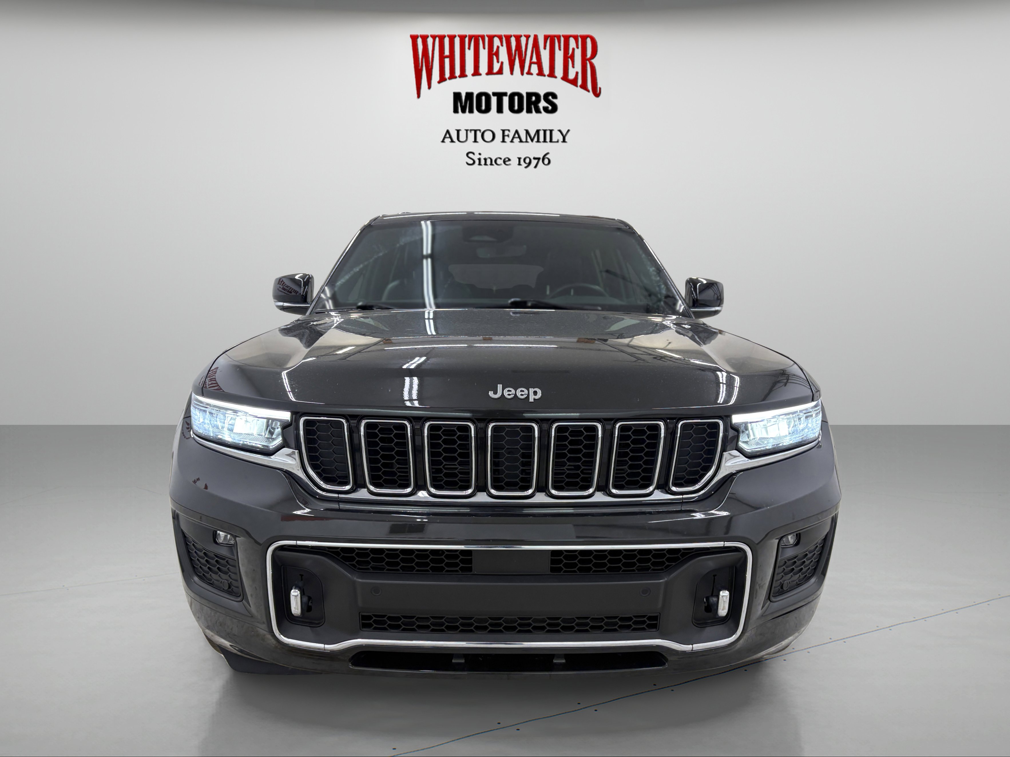 Used 2022 Jeep Grand Cherokee L Overland AWD/4WD image 6