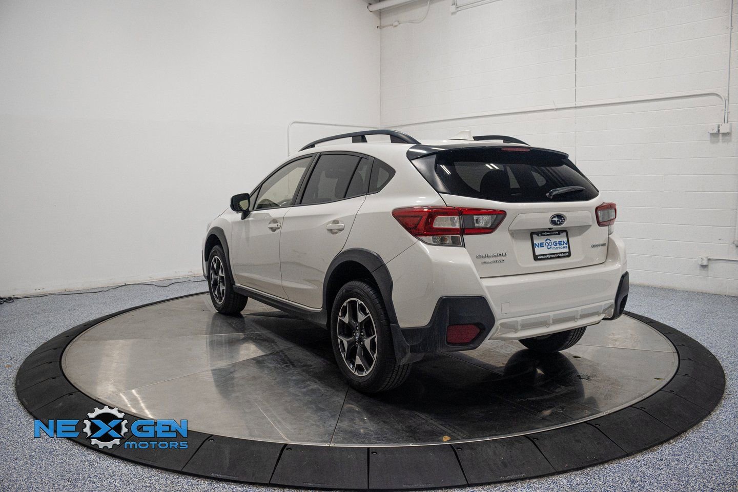 Used 2020 Subaru Crosstrek 2.0i Premium w/ Moonroof Package 2 AWD/4WD image 5