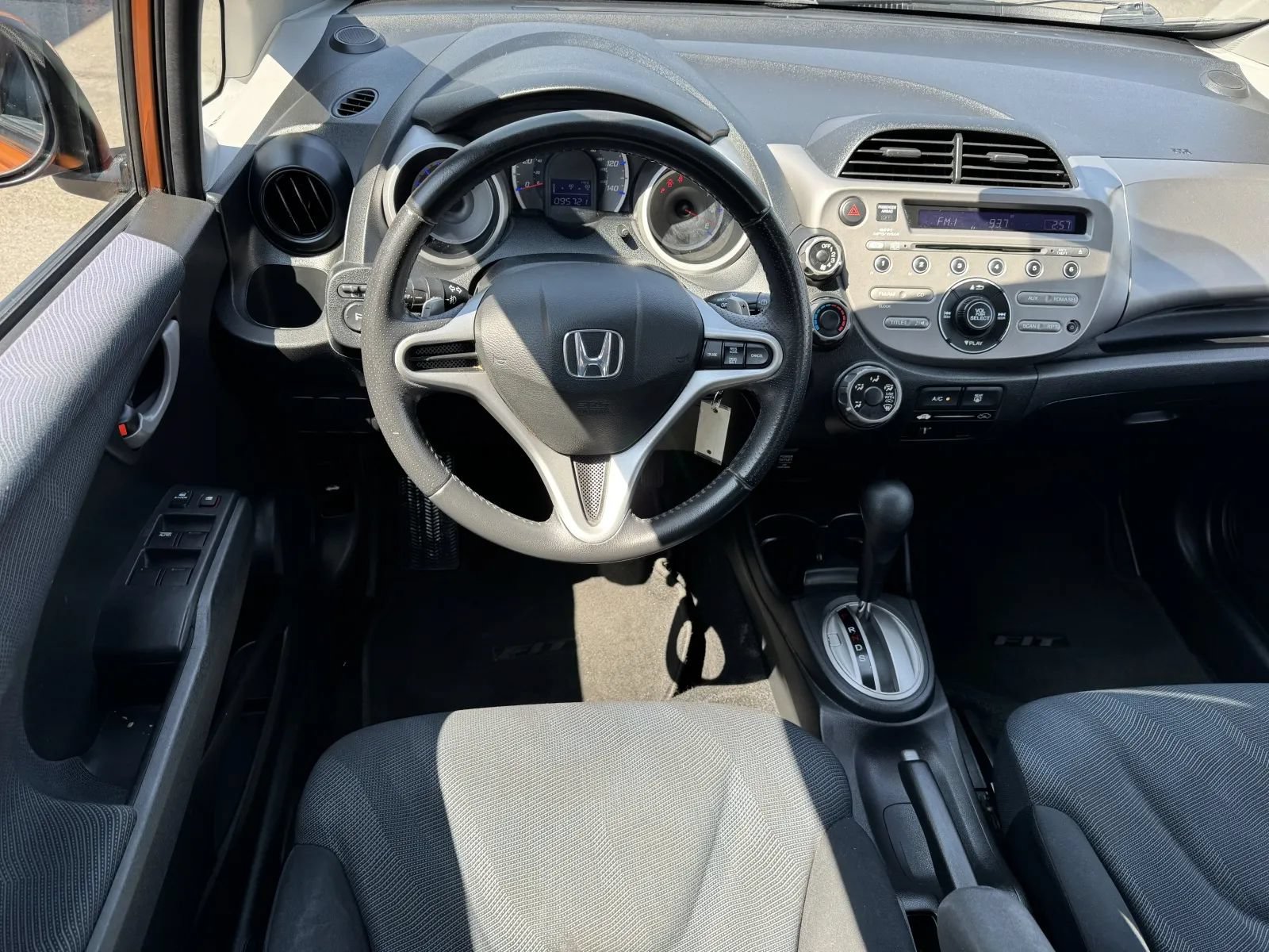 Used 2009 Honda Fit Sport image 9