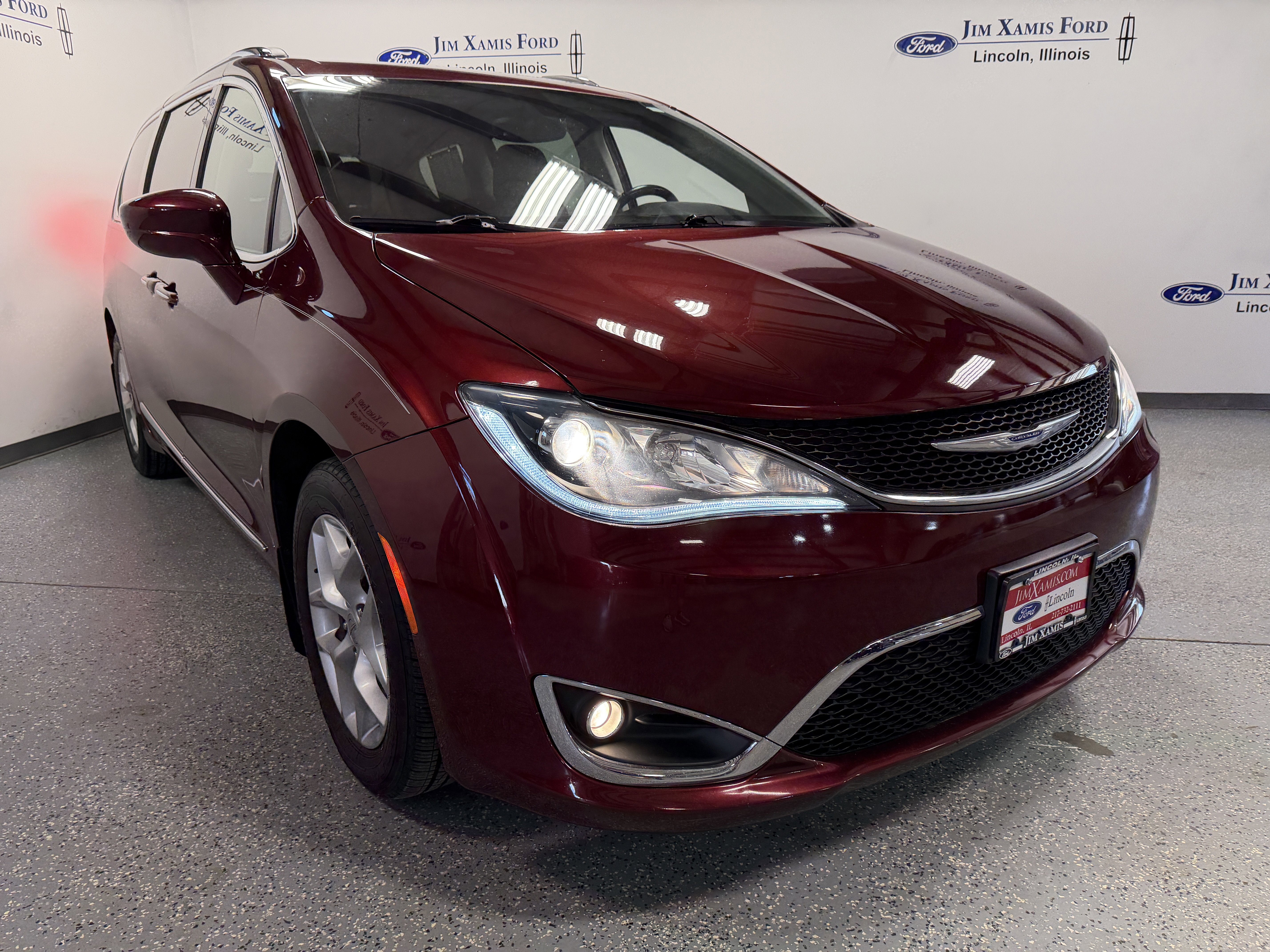Used 2019 Chrysler Pacifica Touring-L Plus w/ Tire & Wheel Group image 37