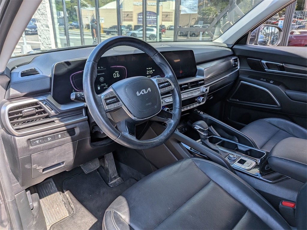 Used 2023 Kia Telluride S image 13