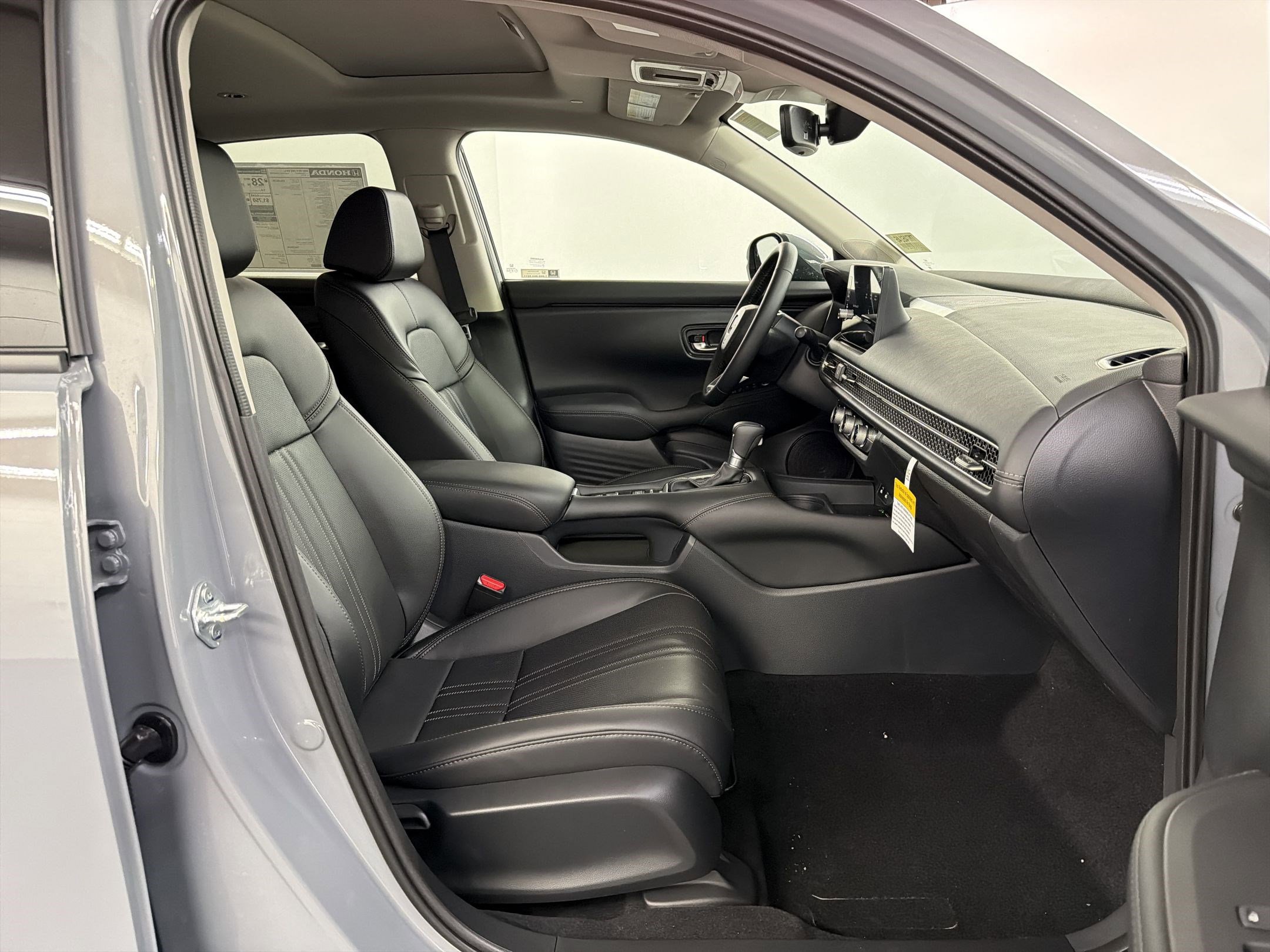 New 2026 Honda HR-V EX-L image 30