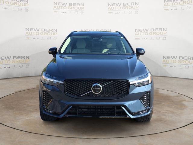 Certified 2026 Volvo XC60 B5 Ultra w/ Protection Package Premier AWD/4WD image 8