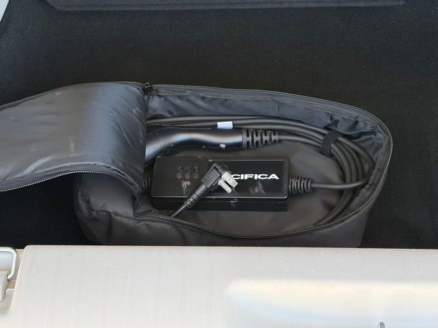 Certified 2024 Chrysler Pacifica Select image 26