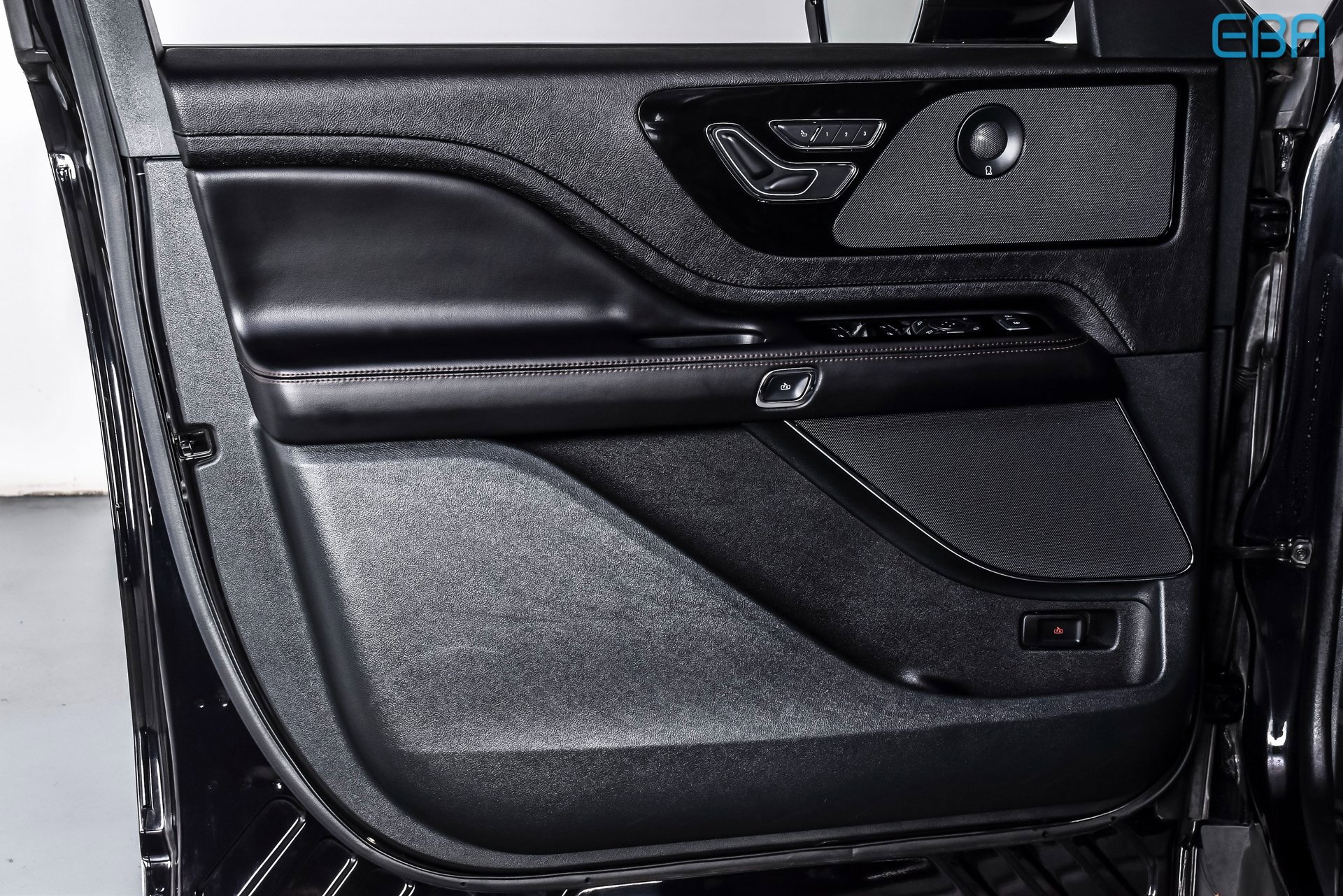 Used 2024 Lincoln Aviator Reserve image 15