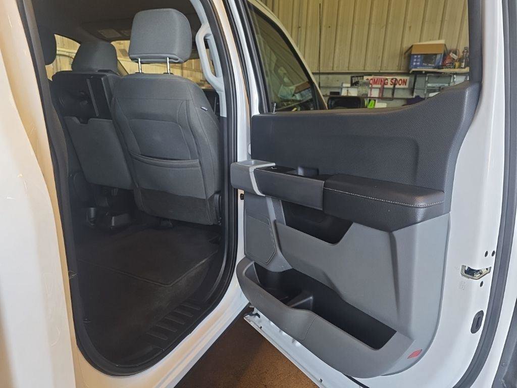 Used 2022 Ford F150 XLT w/ Trailer Tow Package image 18