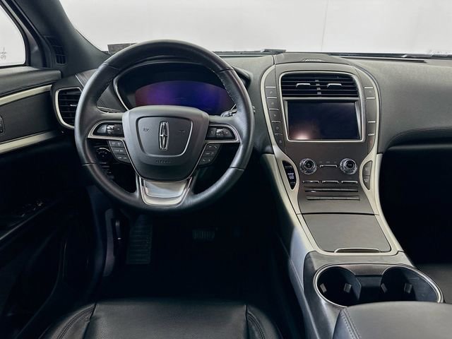 Used 2020 Lincoln Nautilus Premier image 22