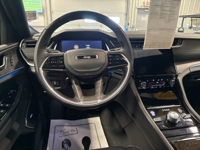 Used 2022 Jeep Grand Cherokee Overland image 26